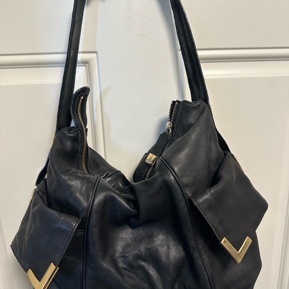 Michael Kors Beverly Black Shoulder Bag with Gold Accents Damaged - Picture 15 of 16